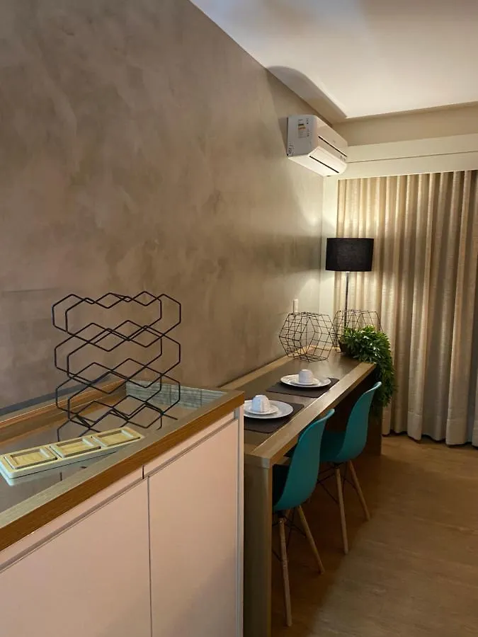 Apartamento Flat Lake Side reformado Lago Paranoá Brasília Df